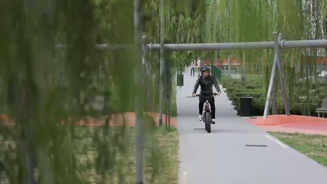 Fantic - ISSIMO , new urban ebike. Design, performance, fun. смотреть онлайн