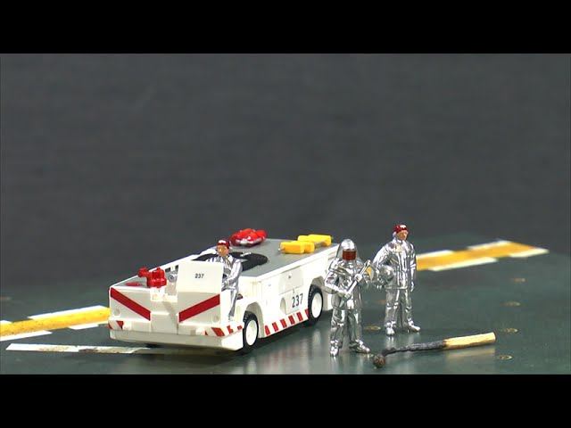 Модель Fire engine and deck crew смотреть онлайн