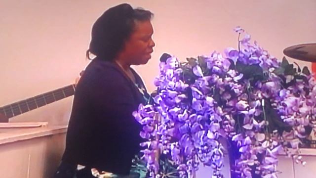 Lord How I Love You - Minister Sylvia Holmes смотреть онлайн