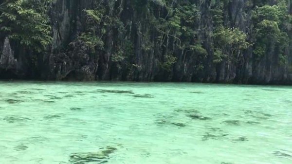 Большая Лагуна (Big lagoon) в заливе Bacuit