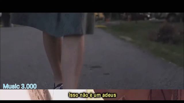 Carrie a estranha смотреть онлайн