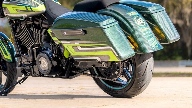 Turbo Road King! - Spotlight No.20 - @notveryinterestingben Road Glide - Performance Bagger смотреть онлайн
