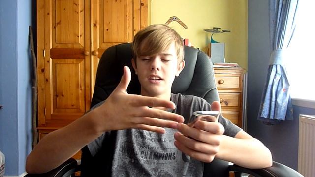 Dan Plays: iPod shuffle Game! смотреть онлайн
