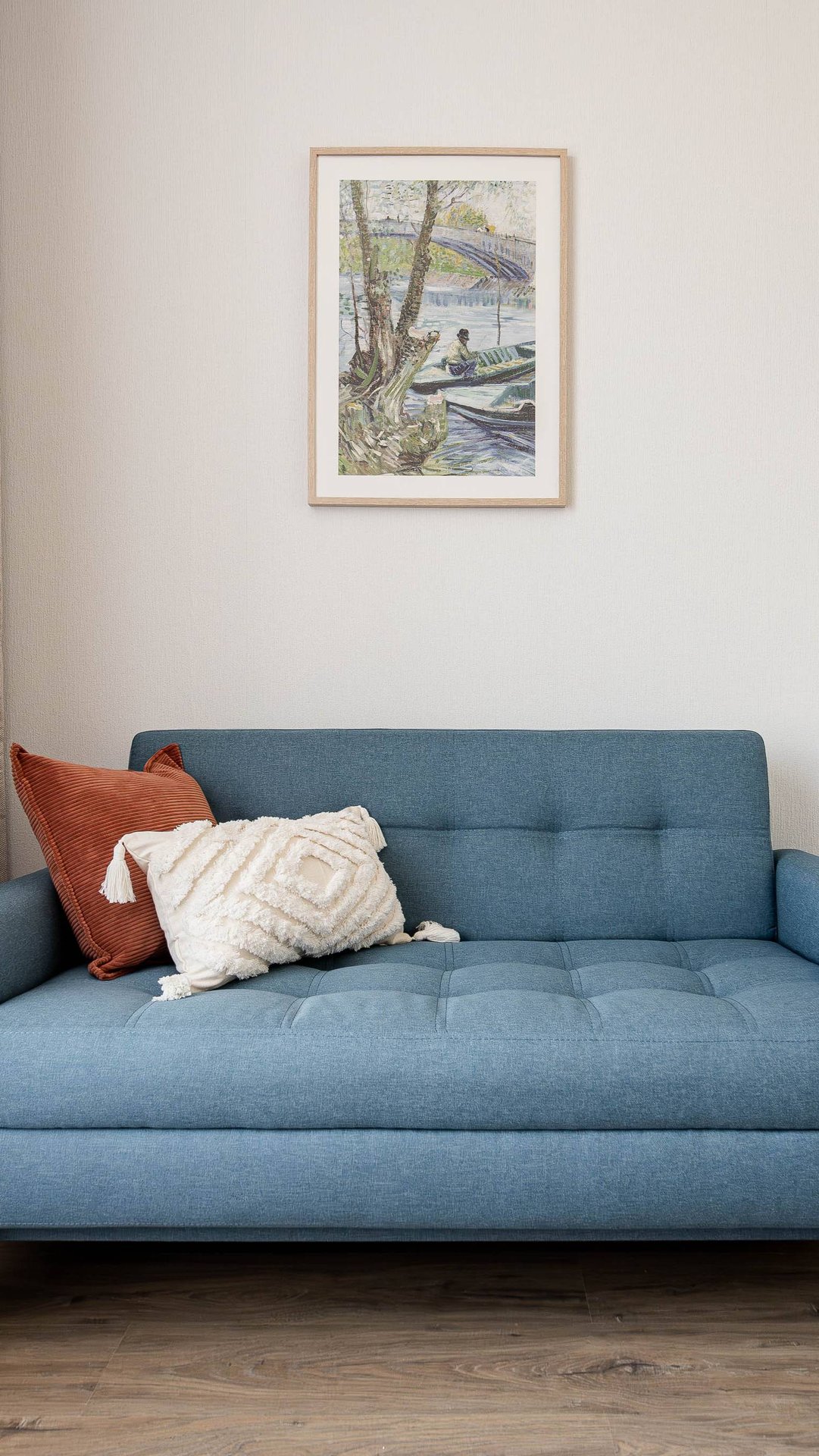 Как расправить диван на кухне