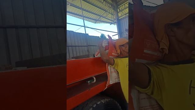 diskarga kami MGA buddy.. 1200 bag cement MGA buddy смотреть онлайн