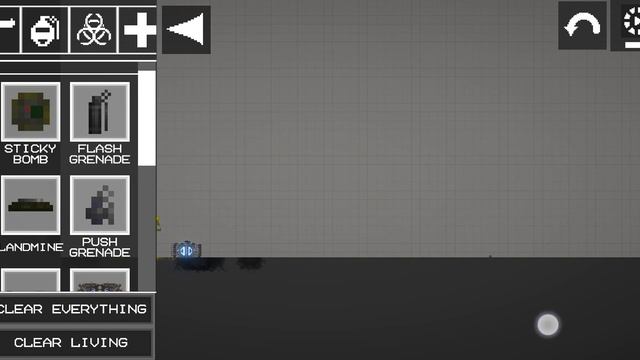 когда сказали не кидать ничего на бомбу но кто-то услыШал  кидать на бомбу