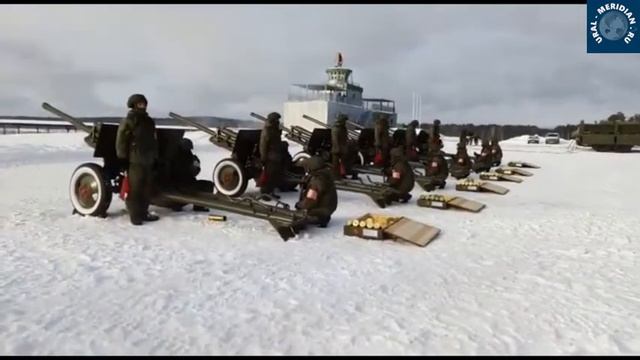 Репетиция салюта в Екатеринбурге смотреть онлайн