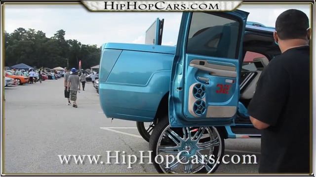 Candy Escalade on 32 inch Asanti custom wheels TVs crazy!! смотреть онлайн