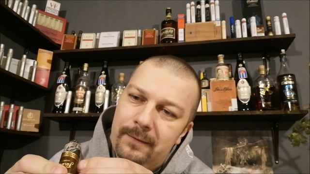 094 Flor de Oliva Maduro Robusto смотреть онлайн