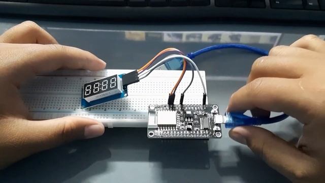 Clock using 7 segment clock and esp8266 v3 смотреть онлайн