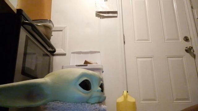 cute 😍 baby Yoda robot chicken nuggets 😋 смотреть онлайн
