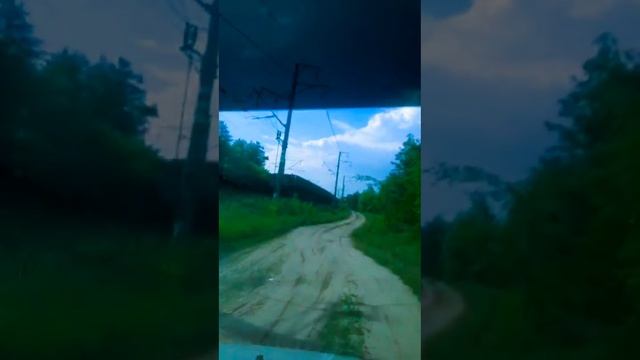 (Я ЗАБЫЛ СКИНУТЬ ВИДЕО ПОЕЗД В СТАРОМ ОСКОЛЕ 8 ДНЕЙ НАЗАД! ) поезд везёт вагоны и на мосту 2тэ116!