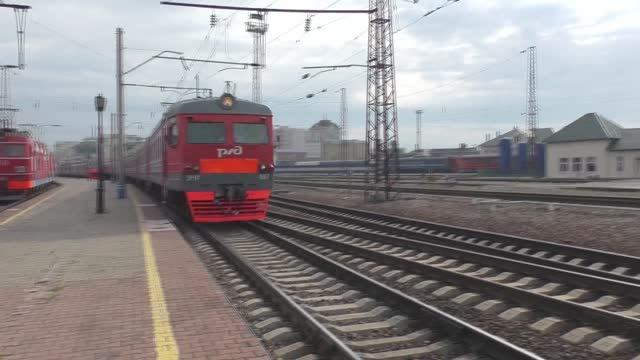 Электропоезда ЭР9Т, ЭР9пк, ЭР9Е на Транссибе | Железная дорога в Сибири смотреть онлайн