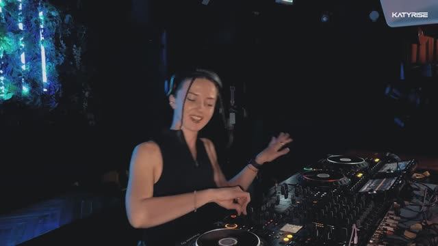 KATY RISE - Live @ NOMAD Club, Toronto, Canada ⧸ Melodic Techno & Progressive House Mix смотреть онлайн