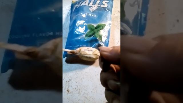 Halls Cooling Flavor Meter cough drops review смотреть онлайн