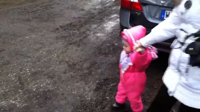 Лиза осматривает замок Ланек - декабрь 2011 смотреть онлайн