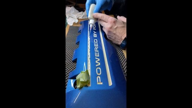 Painting lettering on Coyote coil / engine covers. смотреть онлайн