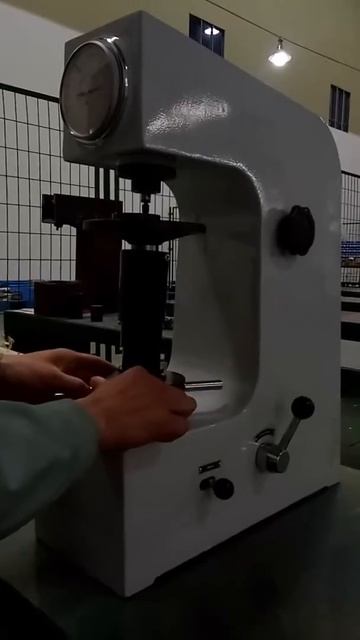 Manual Rockwell hardness tester смотреть онлайн