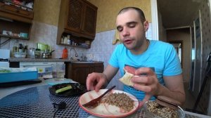 МУКБАНГ ДРУГАЯ ВЕРСИЯ  - ЯИЧНИЦА / ГРЕЧКА / КОЛБАСА / БУТЕРБРОДЫ / ПЕЧЕНЬЕ / MUKBANG ASMR АСМР