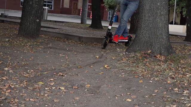 Обзор электросамоката Halten Tony: послушный и комфортный смотреть онлайн