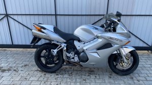 Обзор мотоцикла Honda vfr800,2003год