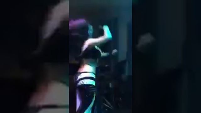 رقص ساخن راقصة دلوعة احلى رقص شعبى ساخن روووعة  Ra9s Saghin Rw3a