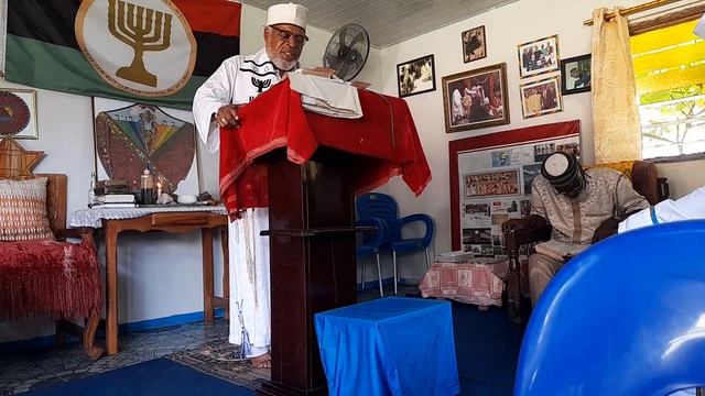 Shabbat service at Rabbi Kohen in Elmina, Ghana 🇬🇭 смотреть онлайн