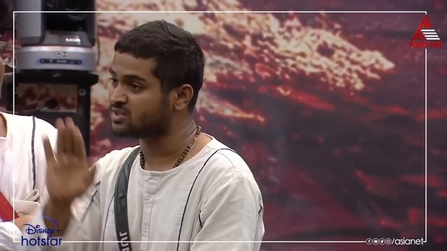 #BBMS5Tasks ചിരിയോ ചിരി ടാസ്ക്കിൽ വിജയിയായി ജുനൈസ് смотреть онлайн