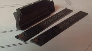 Резцы отрезные пластинчатые с твердосплавными пластинами