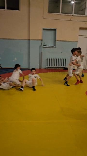 Завтра в Чечню/г.Шали/Греко-римская борьба/Клуб"АРС"Донгарон/ смотреть онлайн