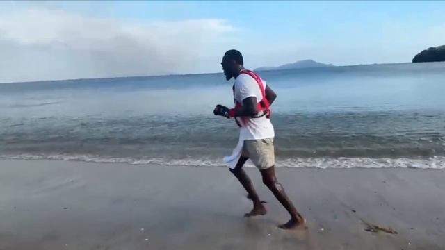 Деонтей Уайлдер приступил к тренировкам смотреть онлайн