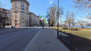 Проспект Обуховской Обороны. Апрель 2025.