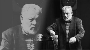 Режиссер Борис Равенских