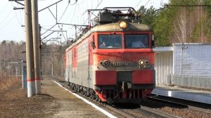 ВЛ11М-413/420 следует резервом через о.п. Огородная