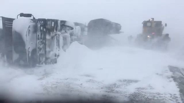 РОНАНДАИ ТОҶИК БО 8 МОШИН ДАР ВИЛОЯТИ ОРЕНБУРГ ДУЧОРИ САДАМА ШУД смотреть онлайн