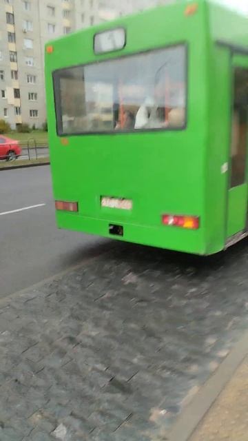 Я + Артем=Отправление автобуса МАЗ 105 с другом смотреть онлайн