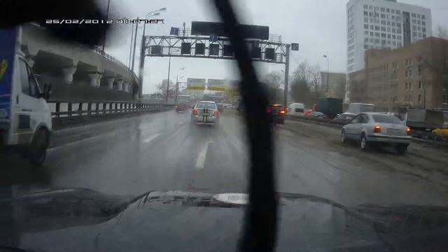 Как убирают снег c дорог в Москве смотреть онлайн