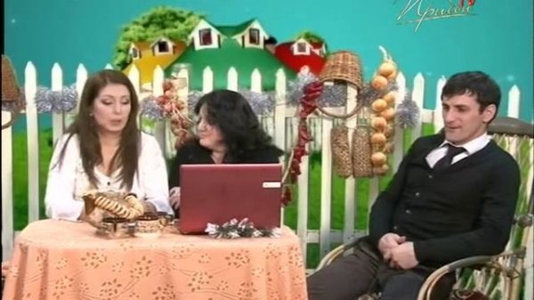 На лавочке - Асланбек Идрисов