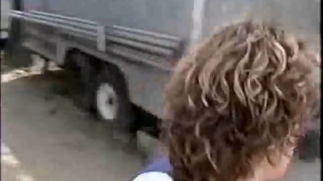 The Hunted - That's Showbiz смотреть онлайн