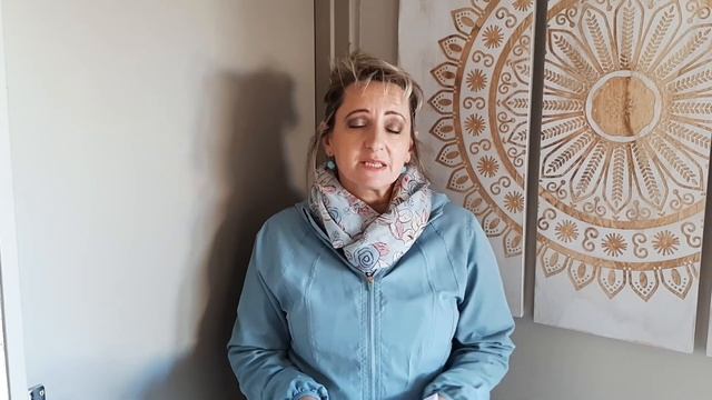 Essense Derma Protect SPF20 Testimonial | Corne Wiid смотреть онлайн