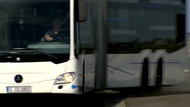Mercedes-Benz Commercial Vehicles - Campus Safety - Buses Capa City L | AutoMotoTV смотреть онлайн