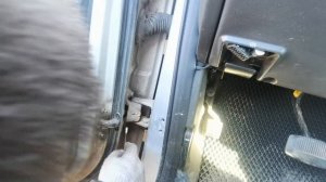 ремонт петель водительской двери форд Эксплорер 3