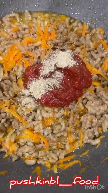 Фаршированный кабачок. Просто, быстро и вкусно. #shorts #кабачок #кабачки смотреть онлайн