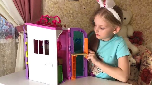 Обзор на игровой набор Барби Ветеринарный центр // Barbie Pet Care Center Playset смотреть онлайн