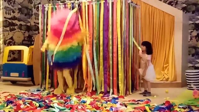 Ленточное шоу, Фъёк