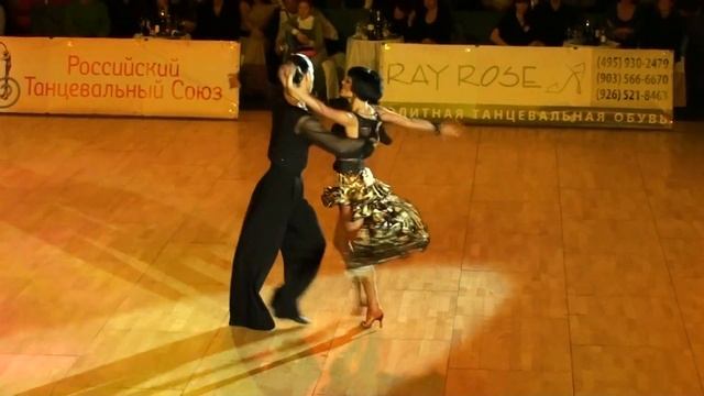 Berezin Aleksandr - Afonenkova Anna, Showcase Cha-Cha-Cha (FullHD) смотреть онлайн