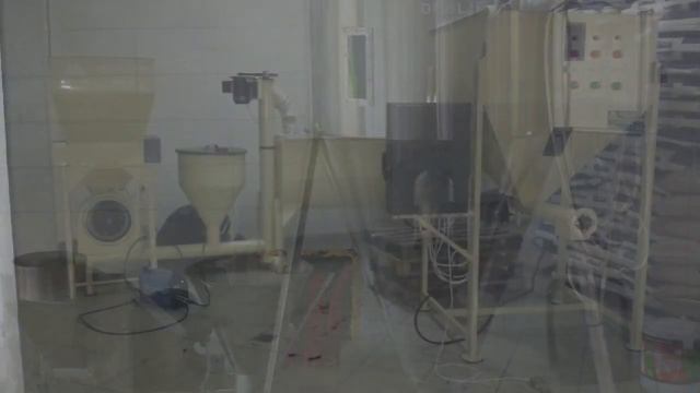 Mešaone i krunjači смеситель кормов смотреть онлайн