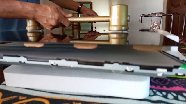 HOW TO FIX A SAMSUNG CURVED LED TV WITH WHITE SPOT ON SCREEN/install led cap on its original place смотреть онлайн