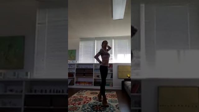 Talking Heads? Expressive Dance Therapy: Move words into body смотреть онлайн