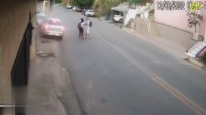 ОСТОРОЖНО, ДЕБИЛЫ НА ДОРОГЕ